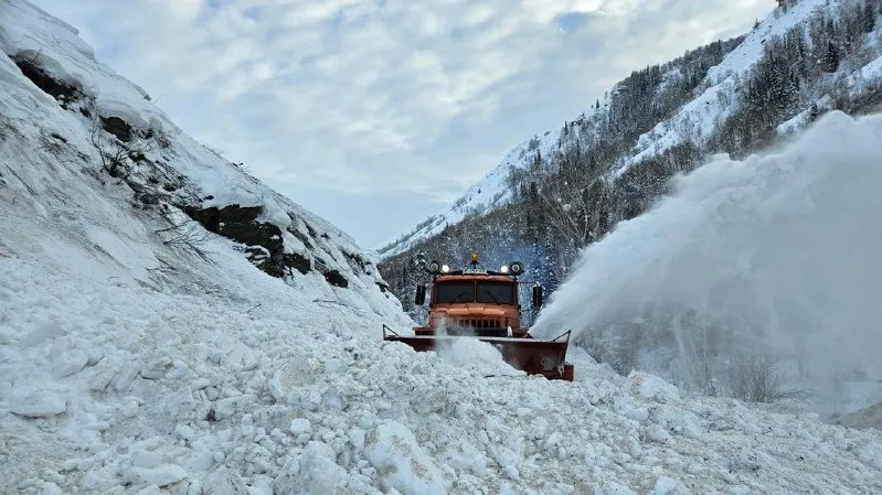 The Emergency Situations Committee warns of avalanche and mudflow danger in the mountains of Tajikistan.