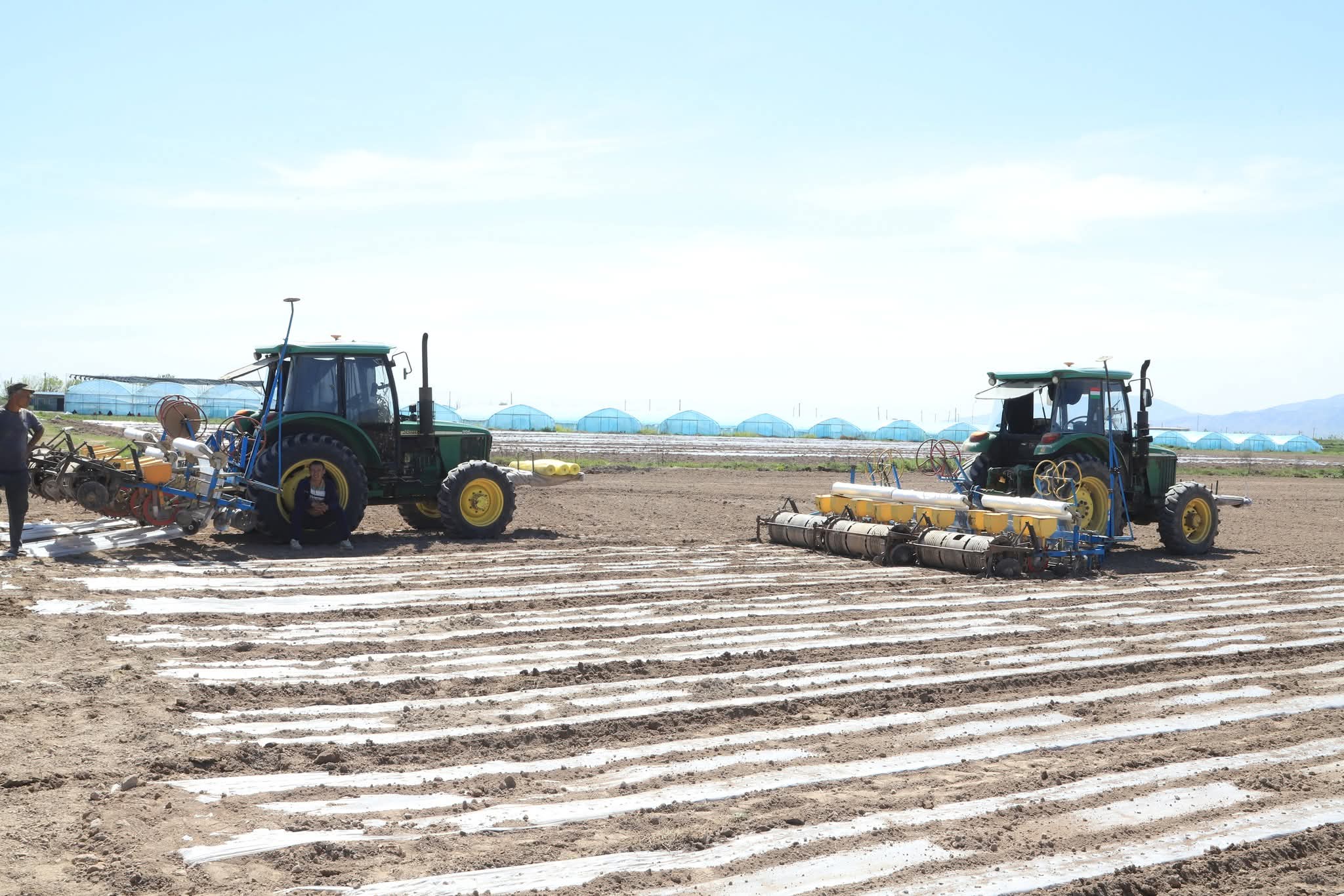 Cotton sowing has begun on 14 hectares in A. Jomi district of Khatlon region