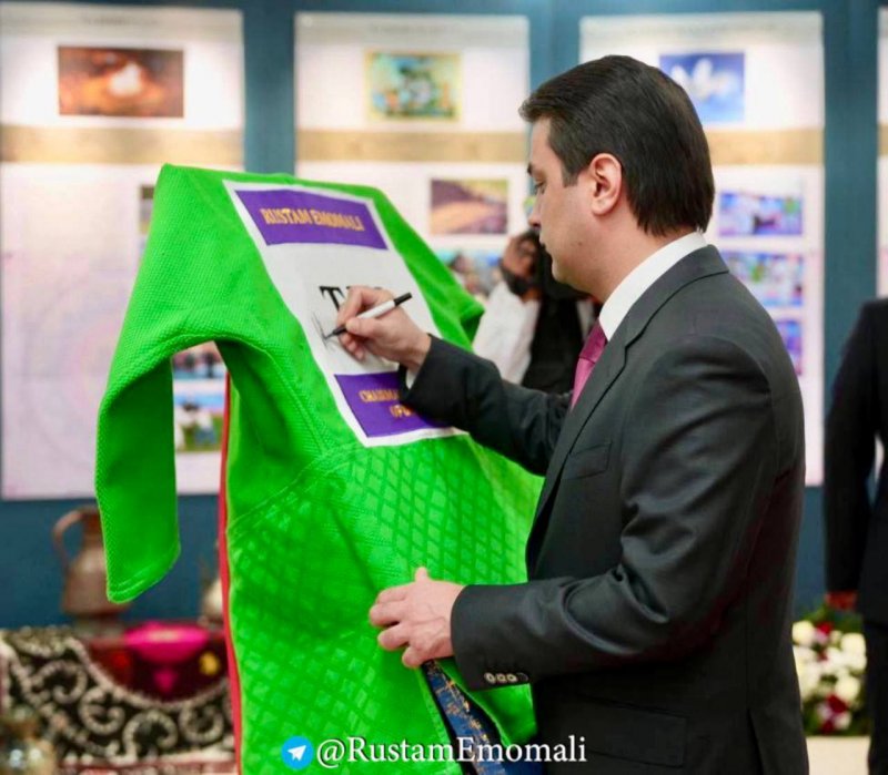 Dushanbe will host an international gushtingiri tournament for the City Chairman's Cup.