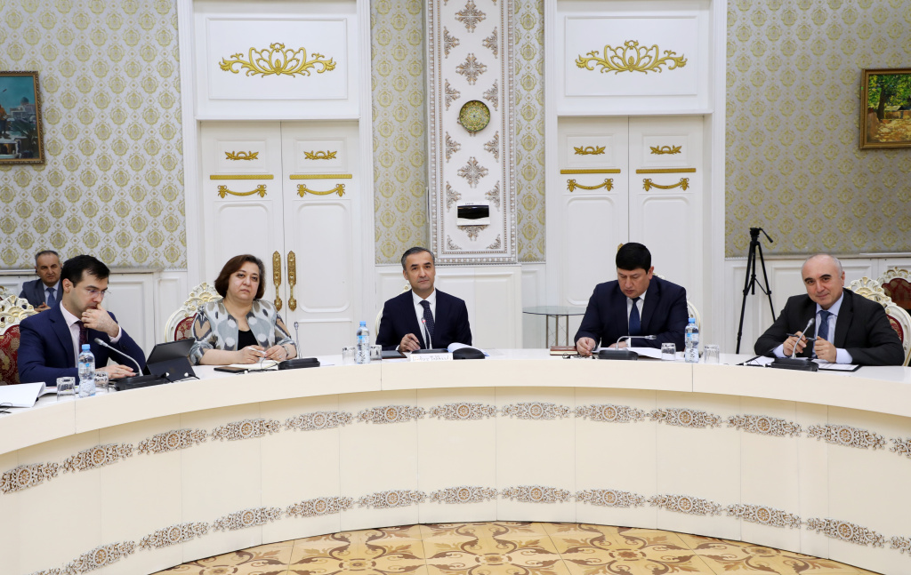 The head of the National Bank of Tajikistan discussed cooperation with a World Bank delegation.