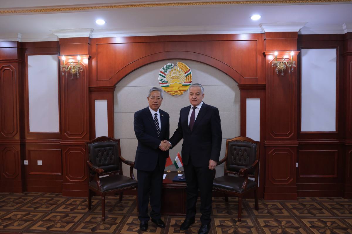 The Tajik Foreign Minister met with the Chinese Ambassador