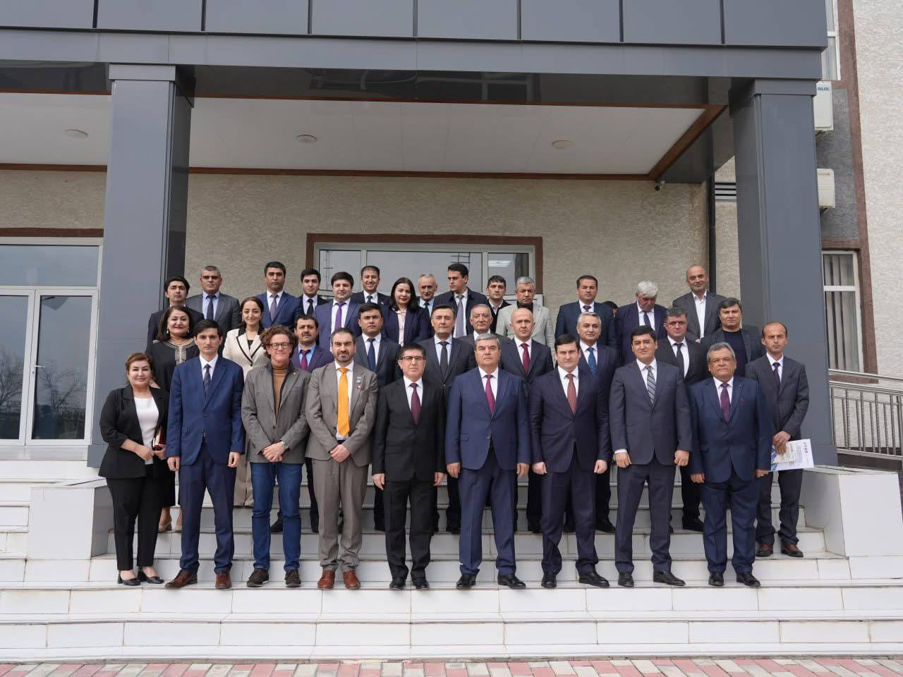 A conference dedicated to World Glacier Day was held in Dushanbe.