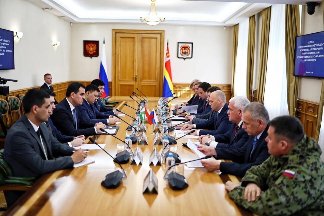 The Consul General of Tajikistan met with the Governor of the Kaliningrad Region.
