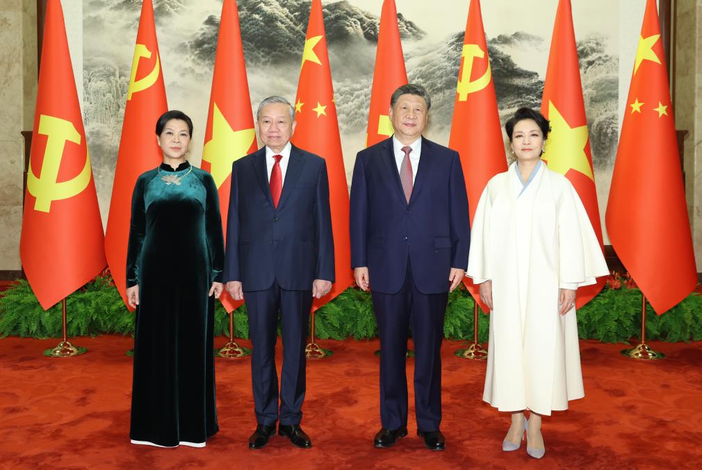 Xi Jinping called on China and Vietnam to jointly oppose unilateralism and protectionism.