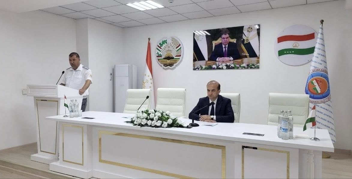 Anti-corruption events were held in a number of government agencies in Tajikistan.