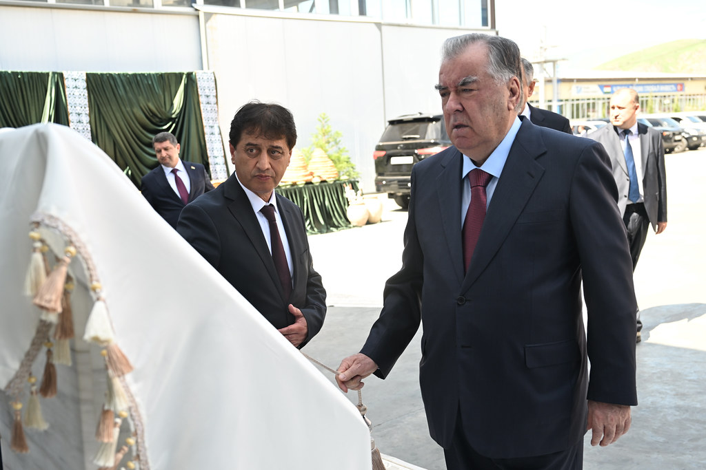 Emomali Rahmon opened the Global Invest drinking water production facility in Nurek.