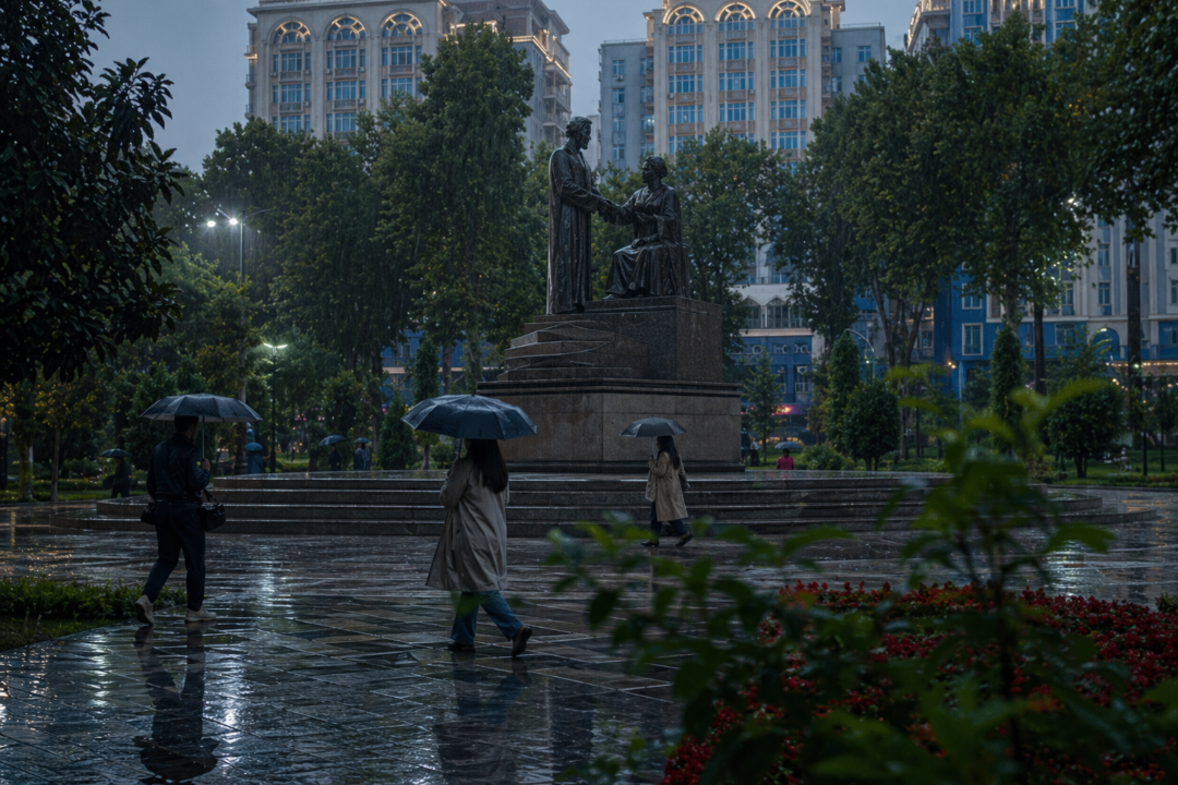 Mudflows, dust storms, and deteriorating air quality are expected in Tajikistan from May 1 to 4.