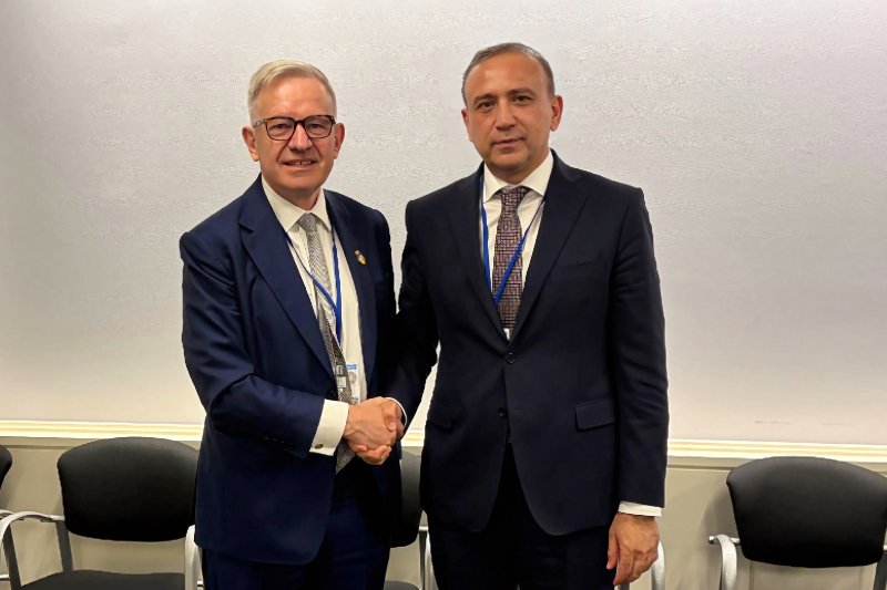 Tajikistan's projects with the Asian Infrastructure Investment Bank were discussed in Washington.