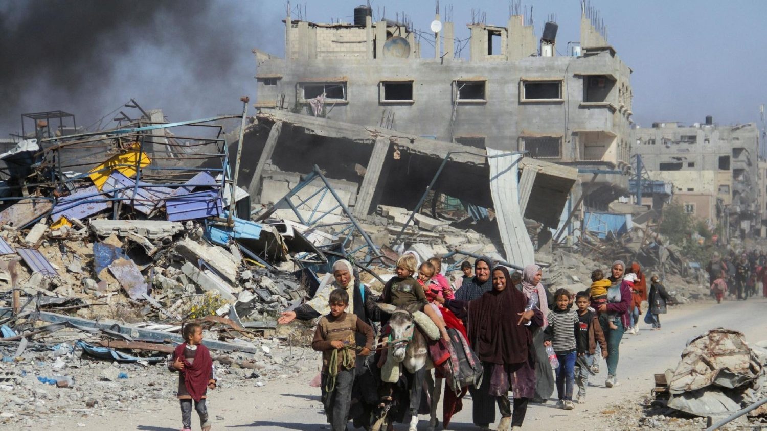 The UN warns of the humanitarian and economic consequences of the war in the Middle East.