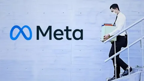 Meta to lay off 8,000 employees due to AI investments
