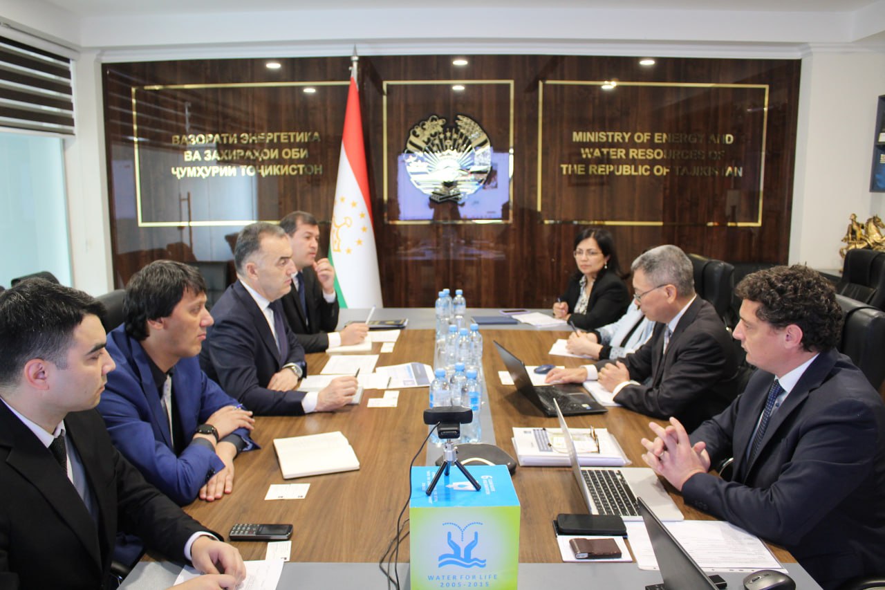 Tajikistan and ADB discussed cooperation in water and energy sectors