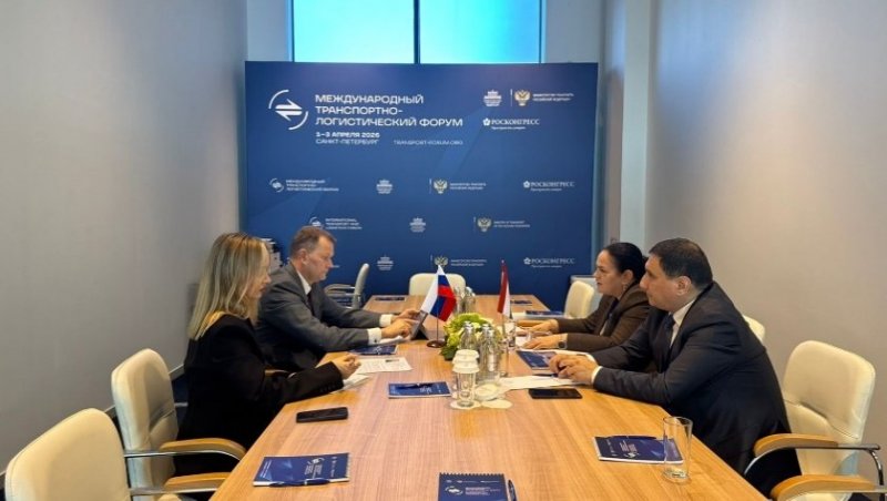 Tajikistan and Russia discussed resuming Dushanbe-Moscow rail service.