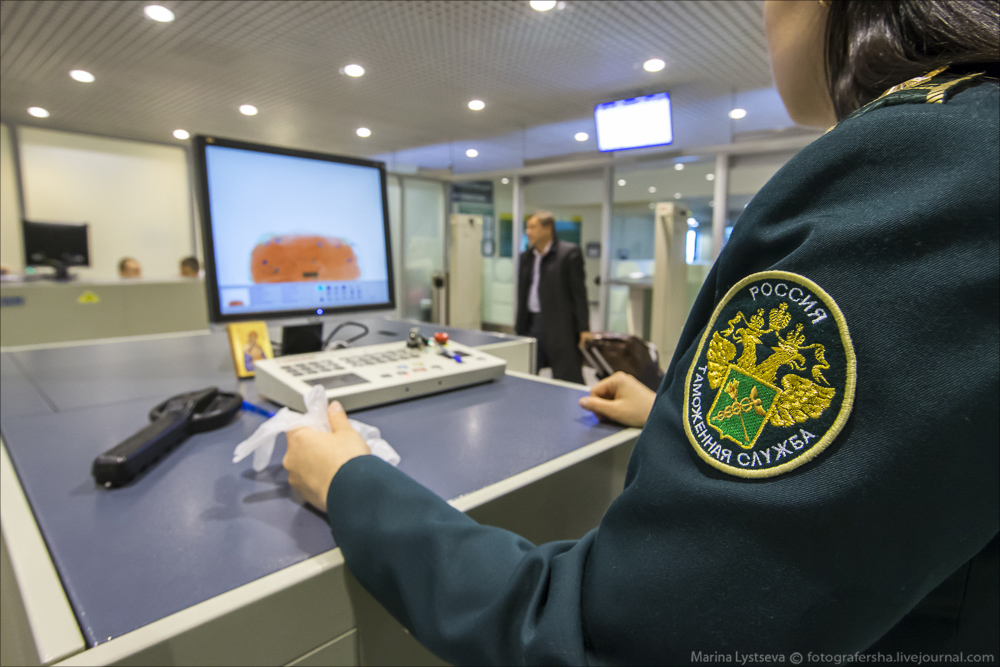 Russia is introducing additional requirements for Tajik citizens entering the country.