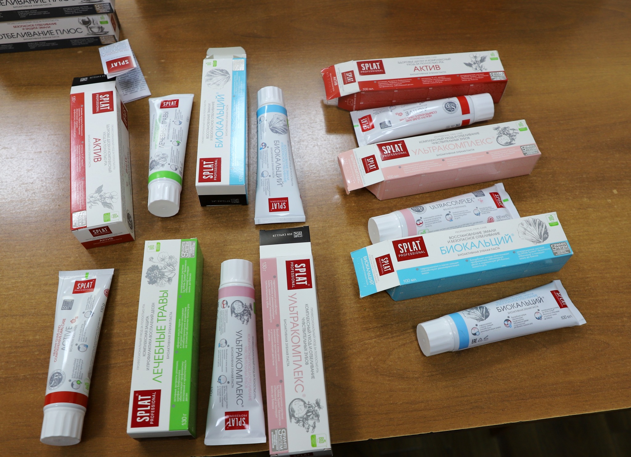 Tajikstandart warned about the sale of counterfeit SPLAT toothpaste.