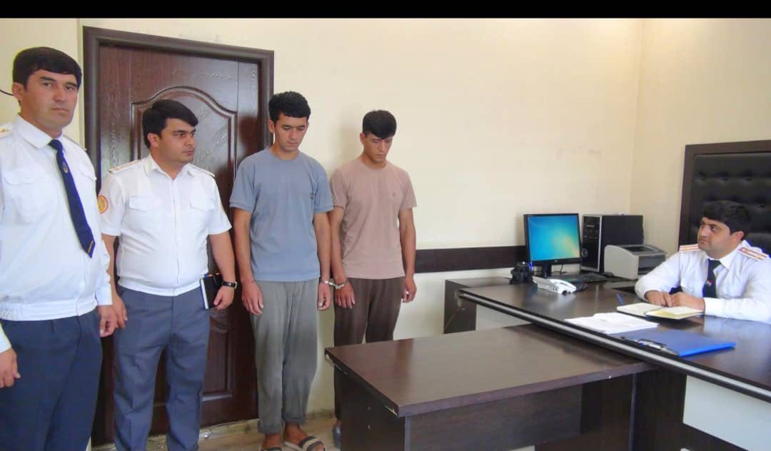 Suspects of stealing livestock and property from residents were detained in the Jami district.
