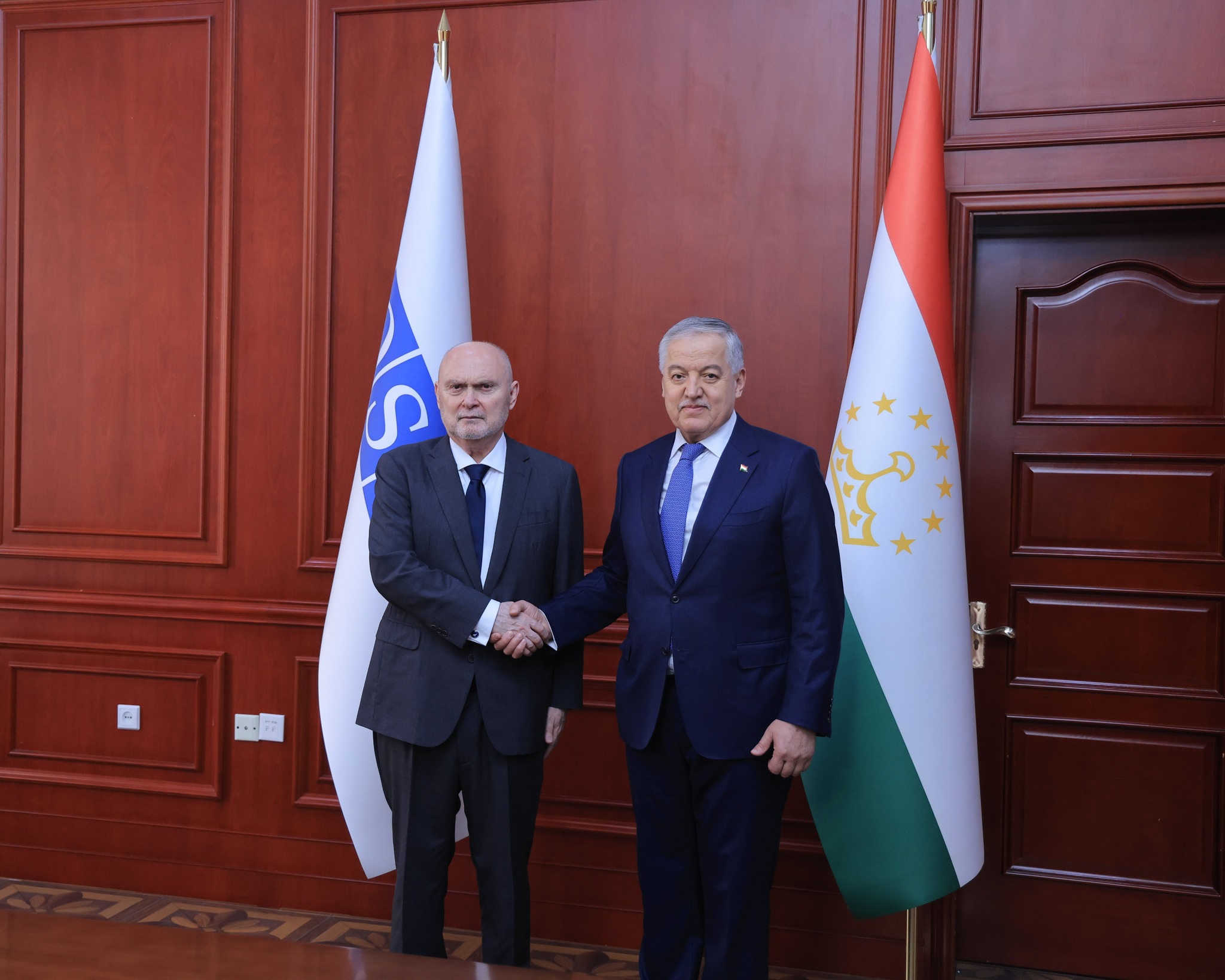 The Tajik Foreign Minister discussed security issues with the OSCE Secretary General.