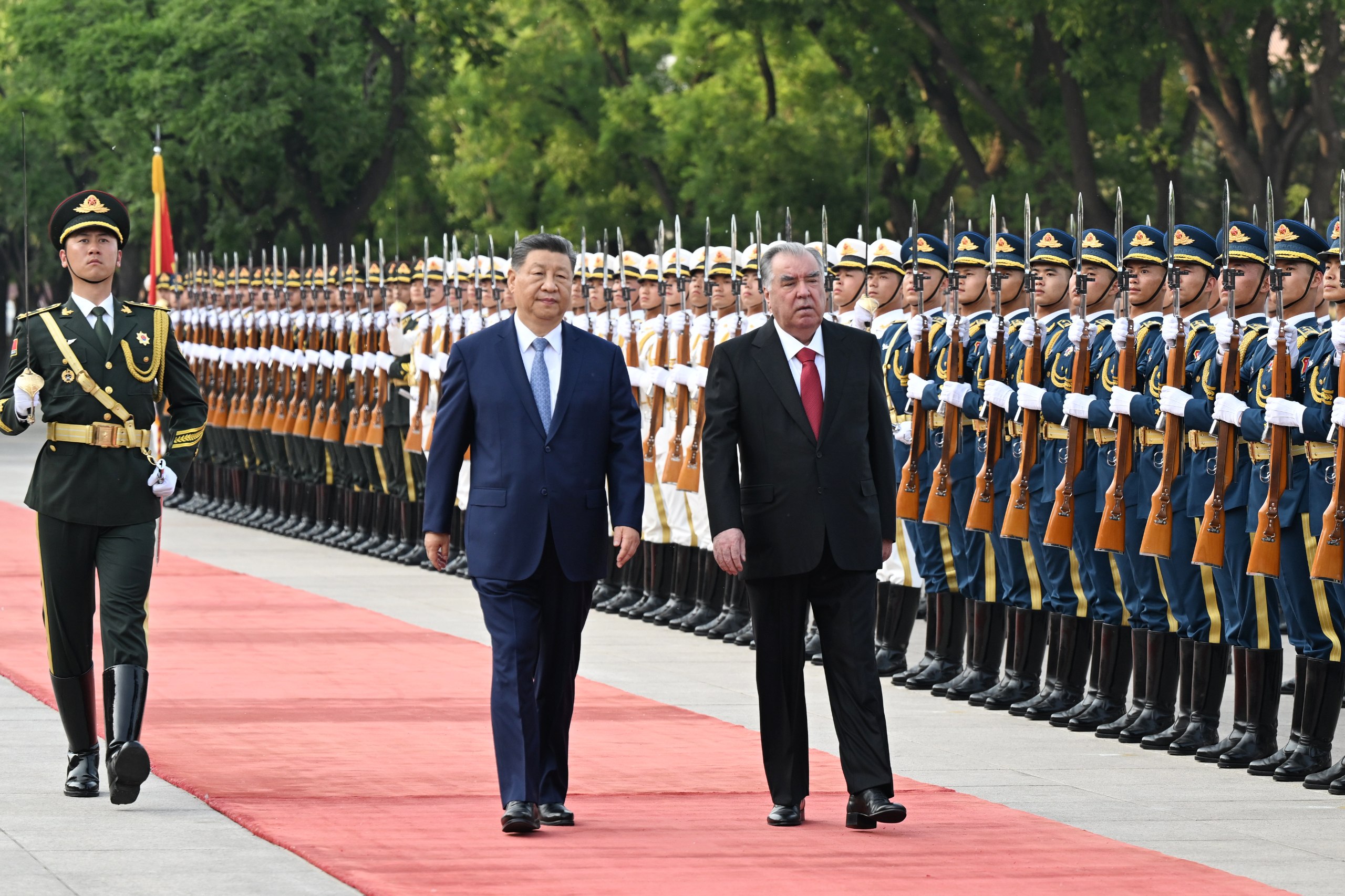 Xi Jinping held talks with the President of Tajikistan