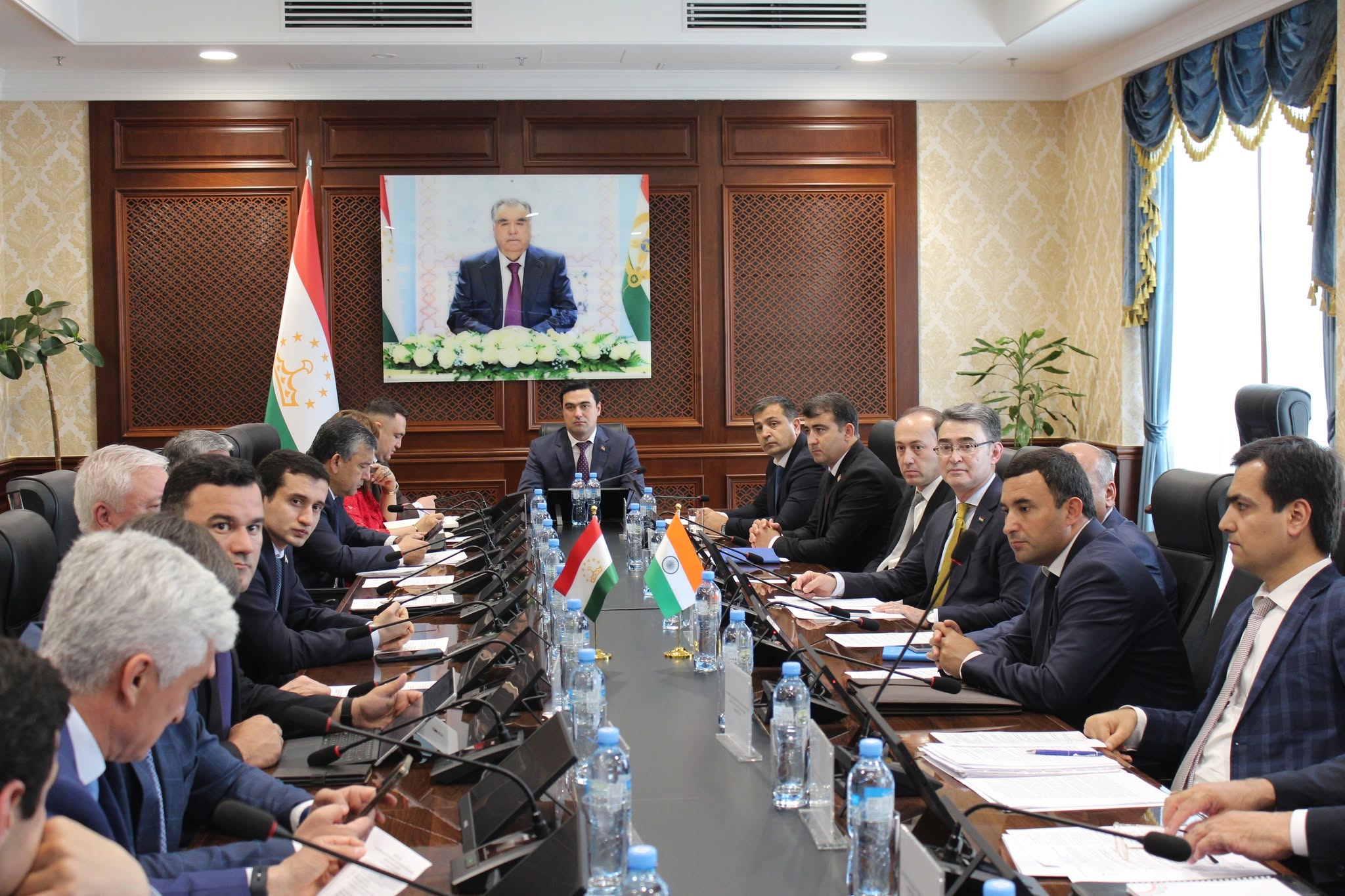 Tajikistan and India discussed expanding economic cooperation