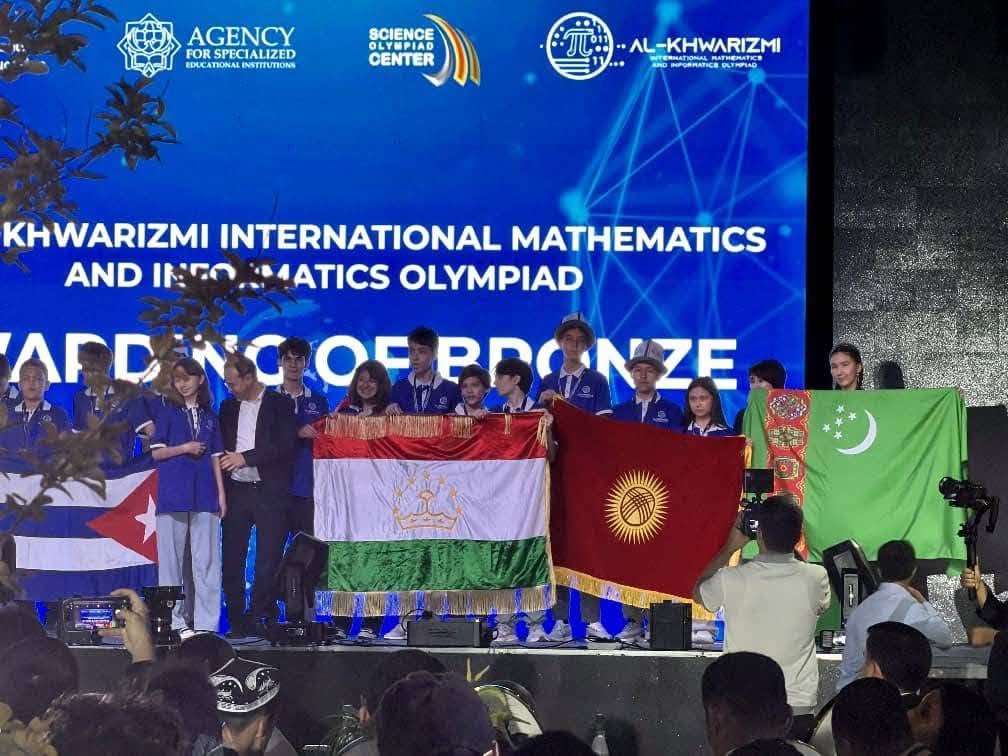 Tajik schoolchildren won 11 medals at the Tashkent Olympiad.
