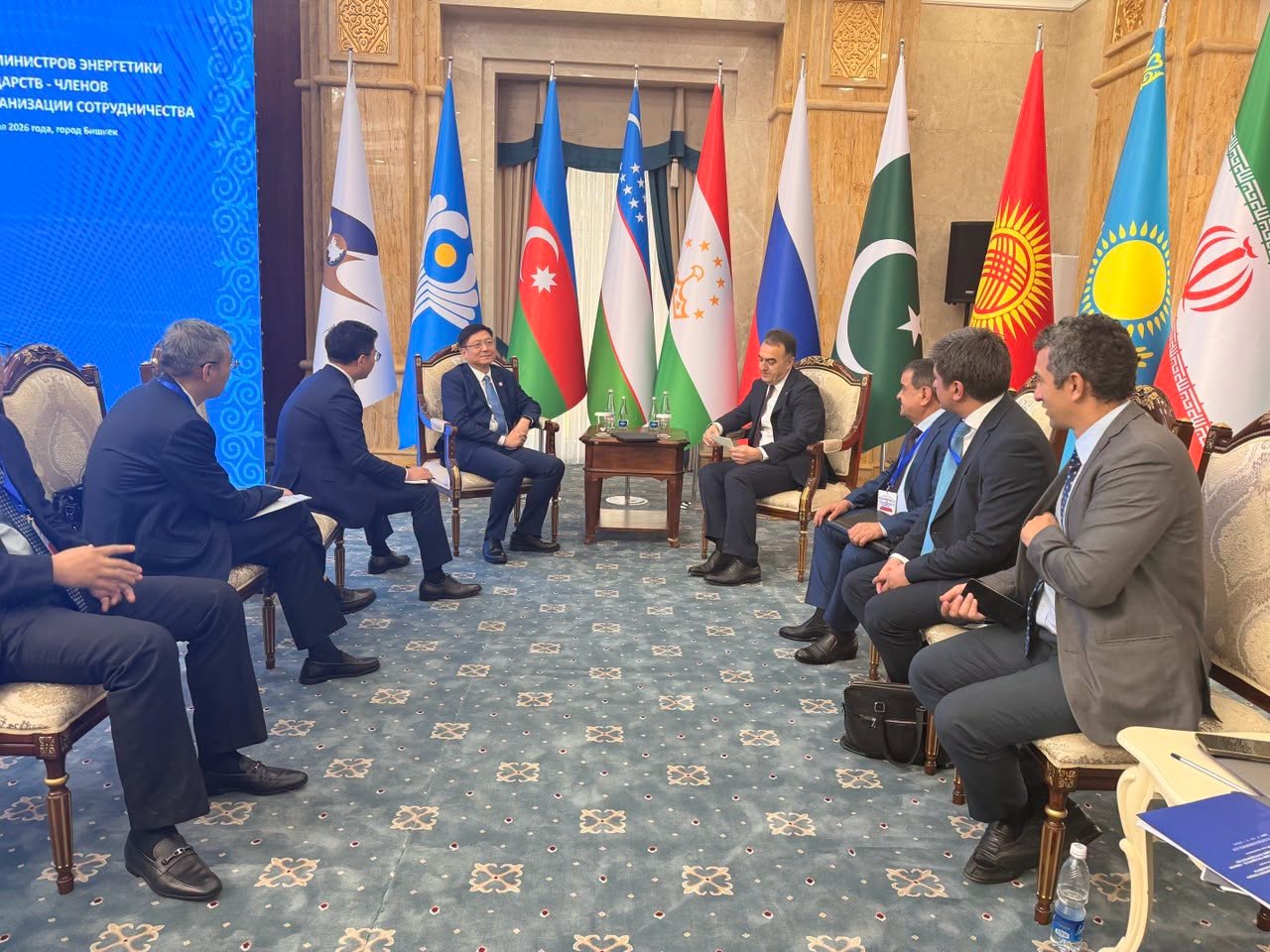 Tajikistan and China discussed the implementation of the Central Asia-China gas pipeline.