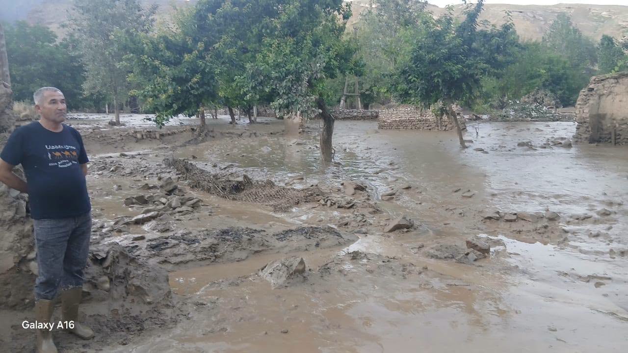 A mudflow in Penjikent damaged 29 homes and infrastructure.