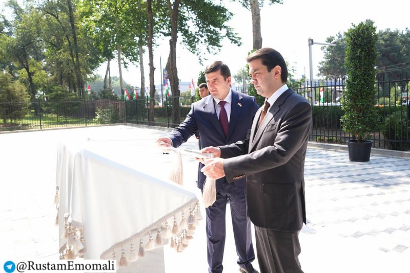 Rustam Emomali opened a new building for the Institute of Economics and Demography
