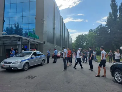 Fifteen administrative buildings in Bishkek were cordoned off after bomb threats.