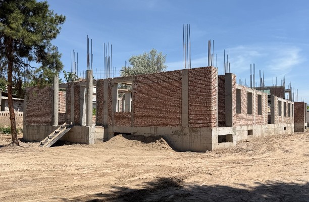 A new cardiology hospital and endocrinology center are being built in Bokhtar.