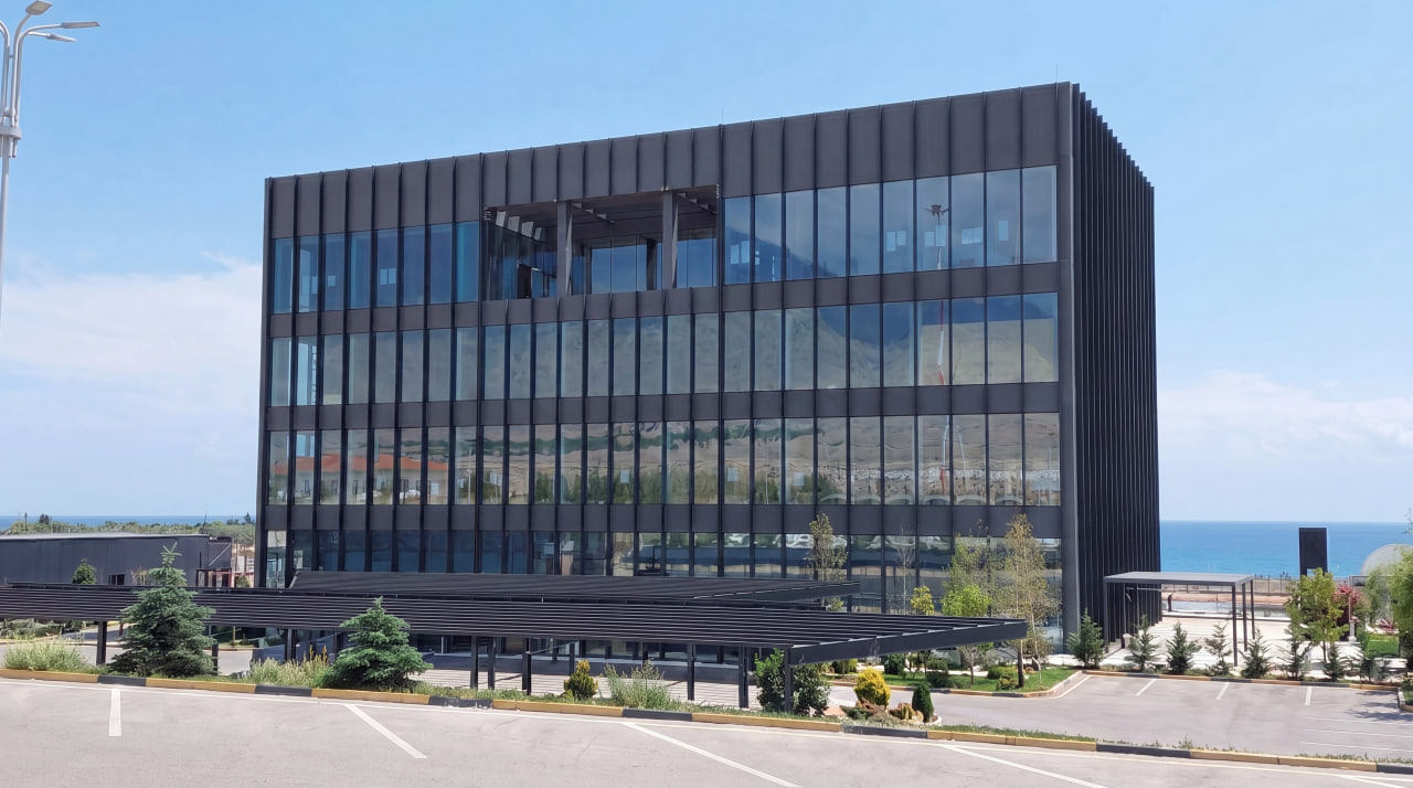 SFIT "Tamchy" opens its first business center for residents