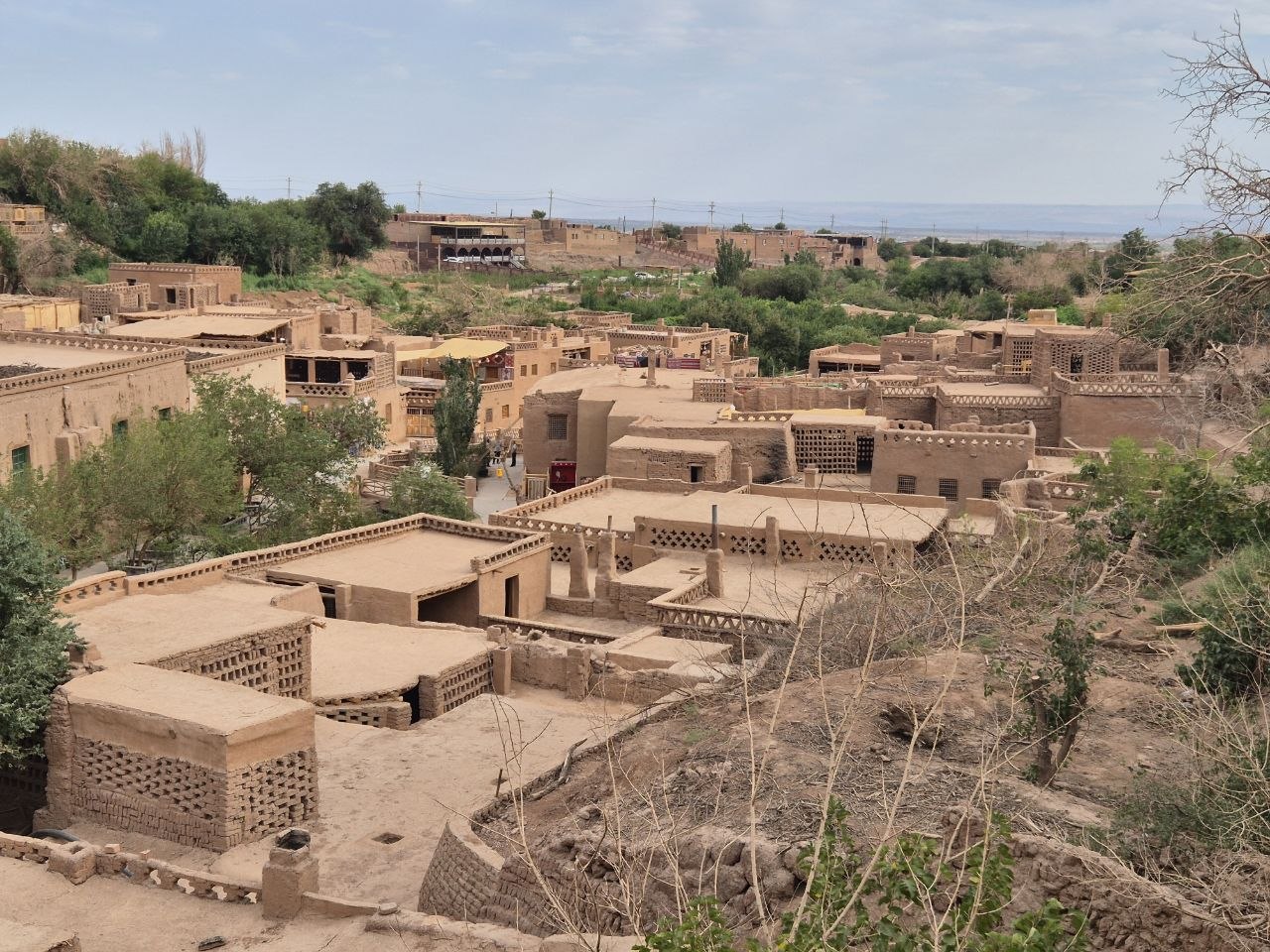 Journalists from Tajikistan visited the ancient village of Tuyuk in China.