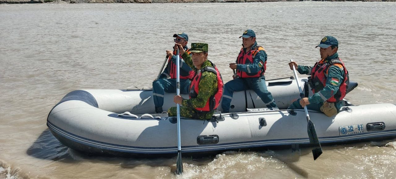 More than 100 rescuers continue the search for Alisher Mirzonabot in the Panj River.