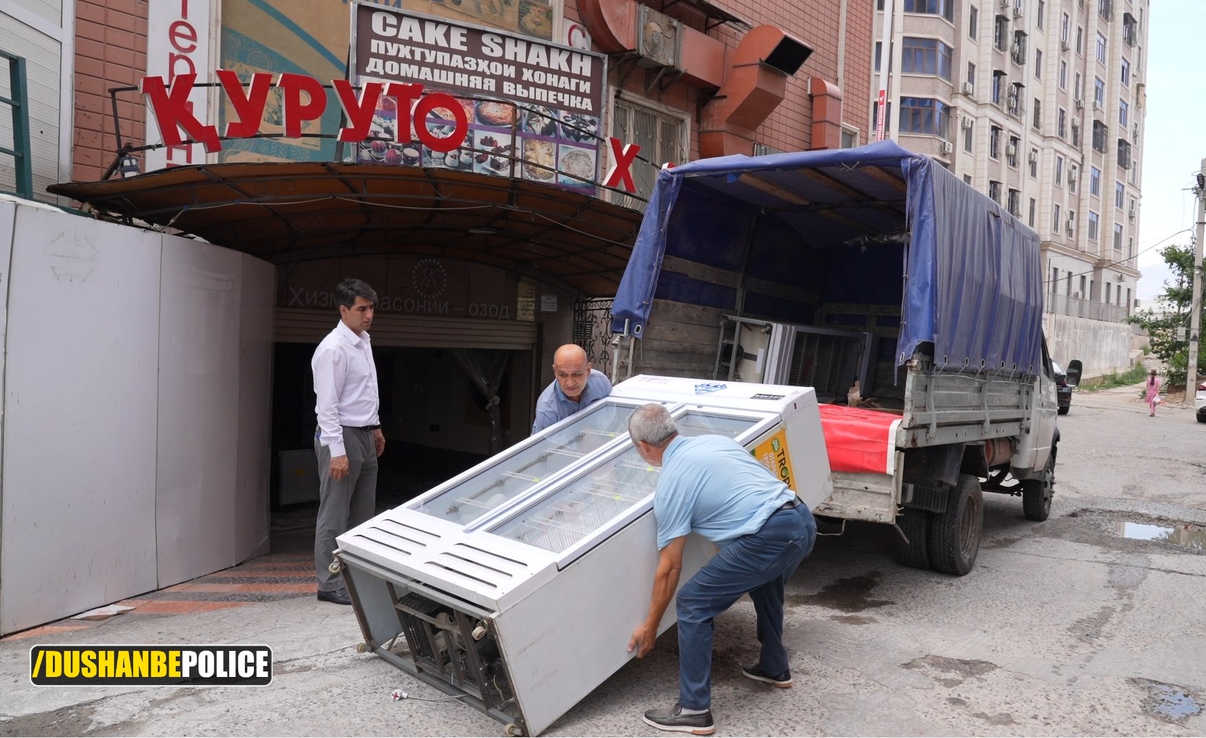 Illegal structures in the basements of residential buildings are being eliminated in Dushanbe.