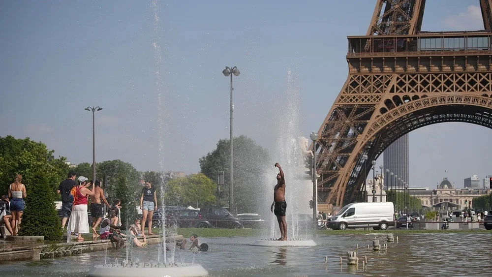 Heatwaves in Europe have killed more than 10,000 people in a week.