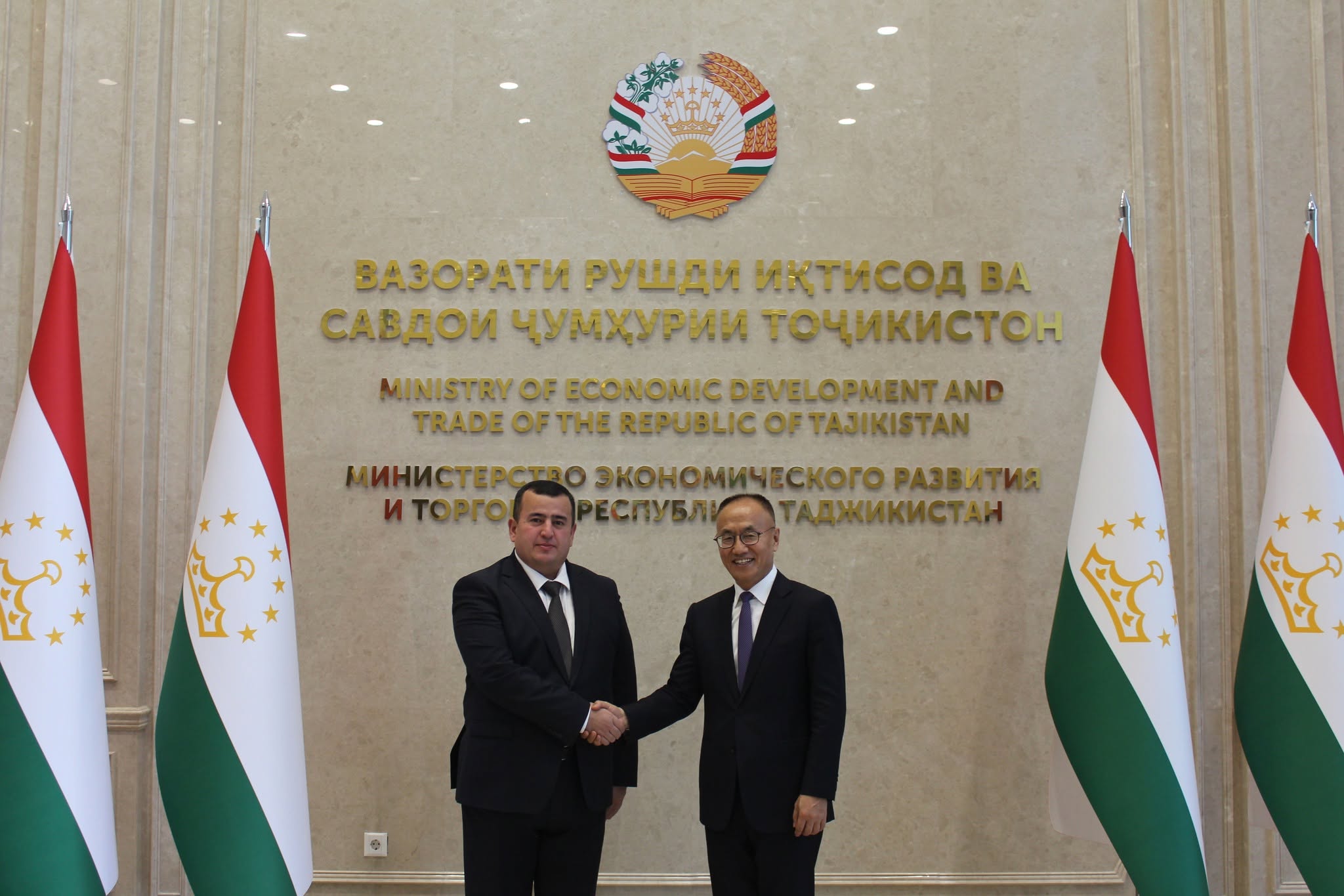 Tajikistan and China discussed grants, waste recycling, and infrastructure development in Dushanbe.