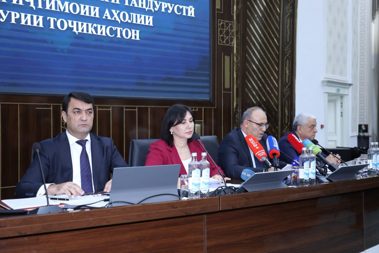 Almost 23,000 doctors work in medical institutions in Tajikistan.