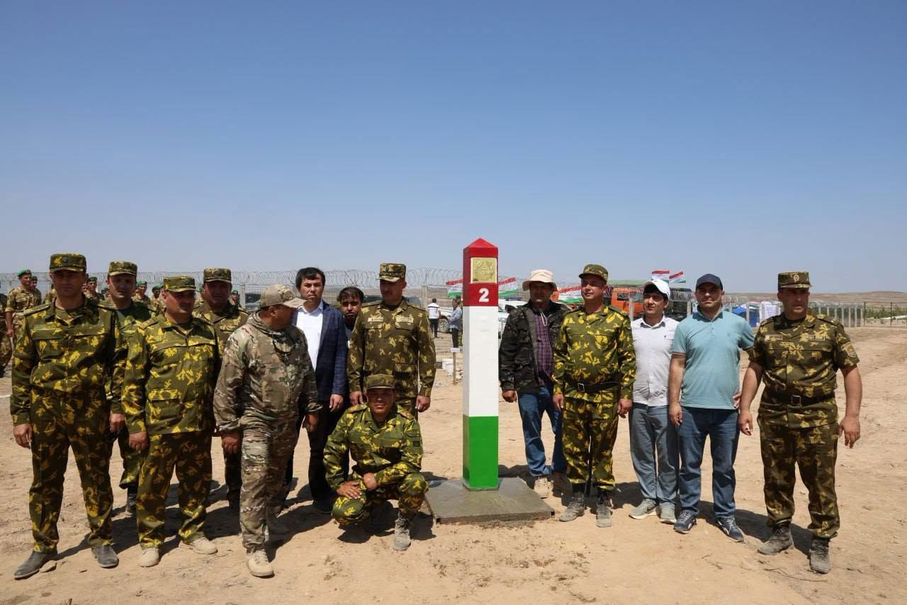 Tajikistan and Kyrgyzstan have begun installing border posts on their shared border.