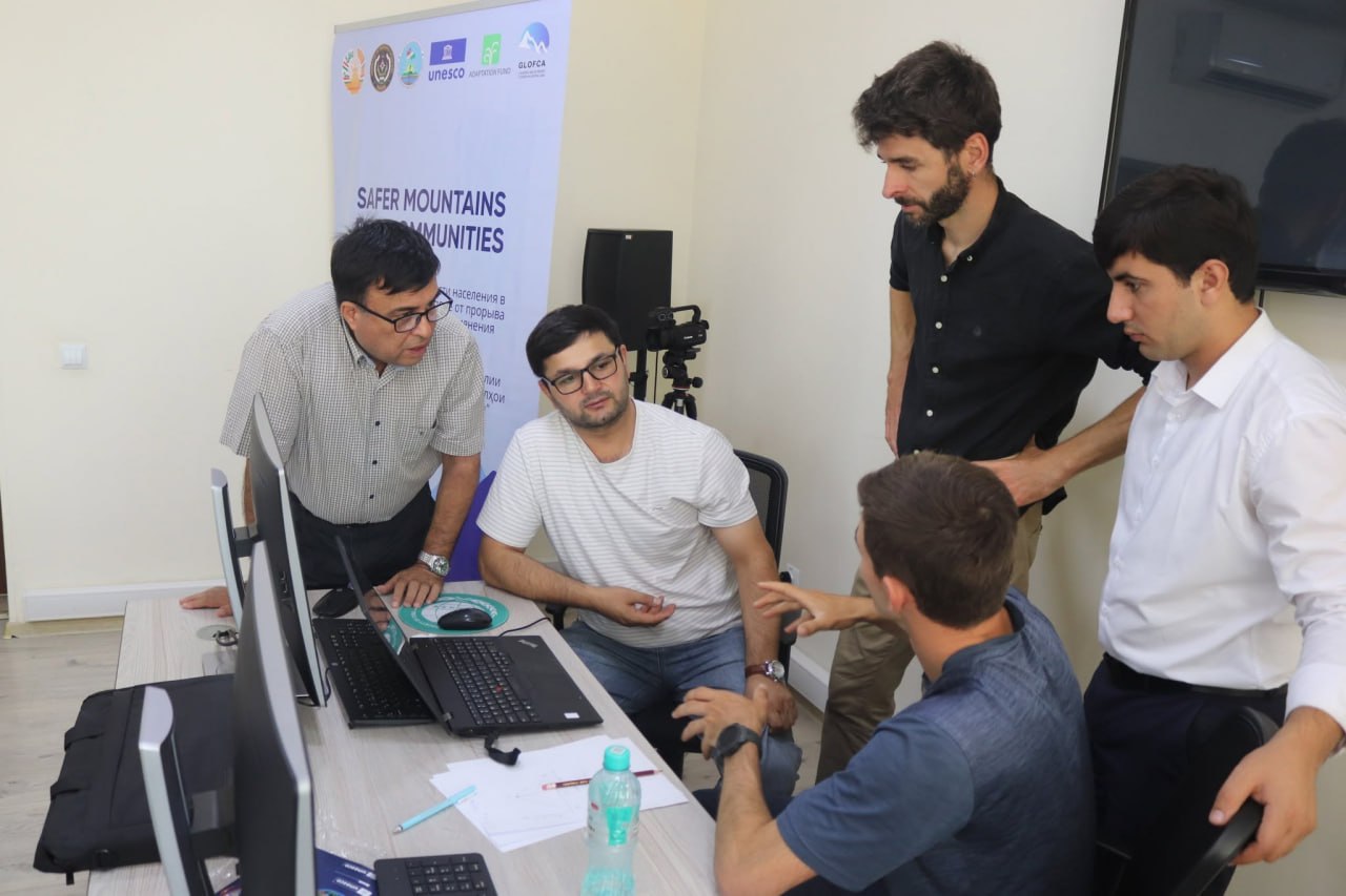 Tajikistan is studying a tool for the early detection of dangerous glacial lakes.